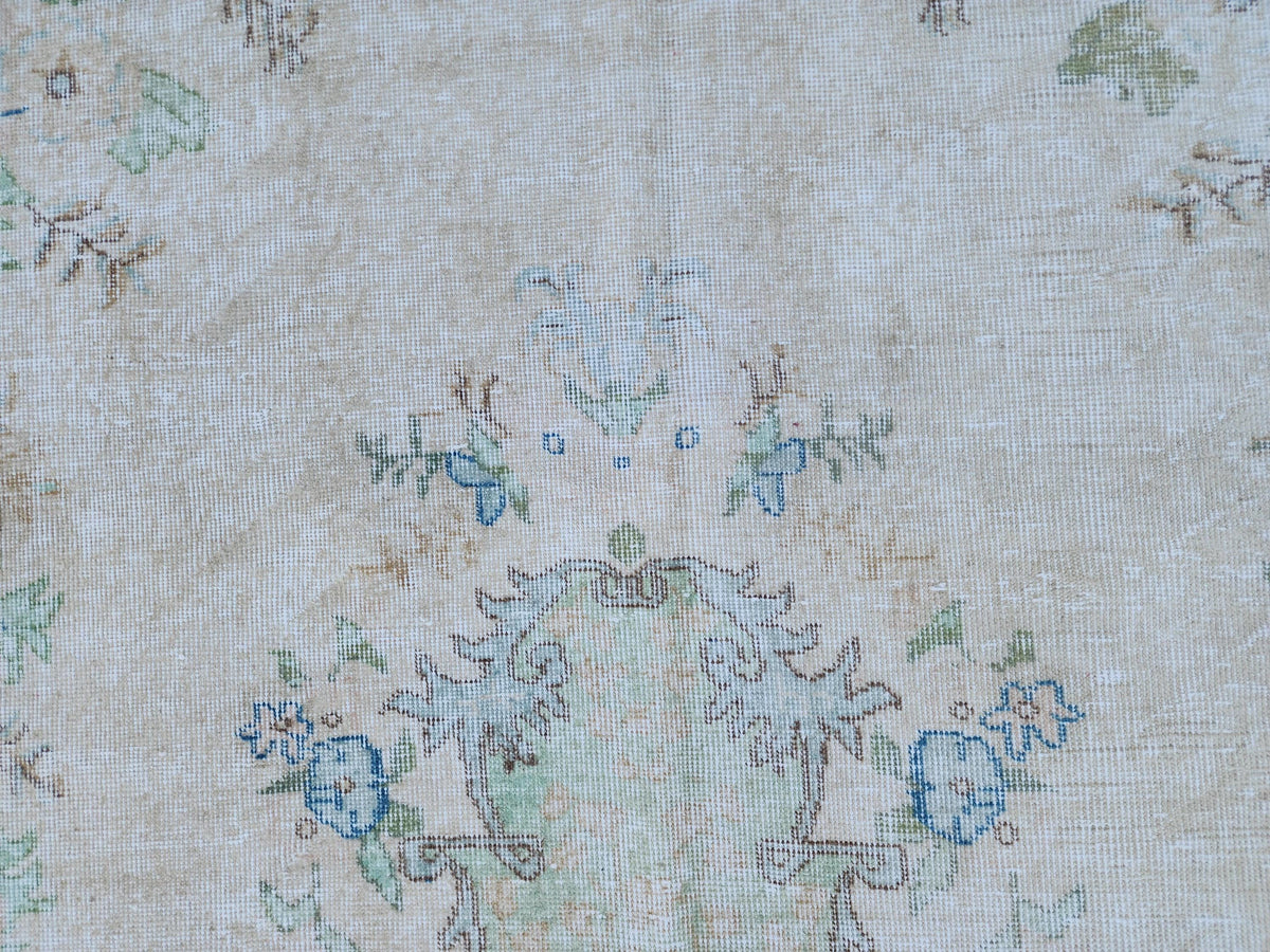 Neutral Oushak Rug 5x9: Hand-Knotted Wool Turkish Rug