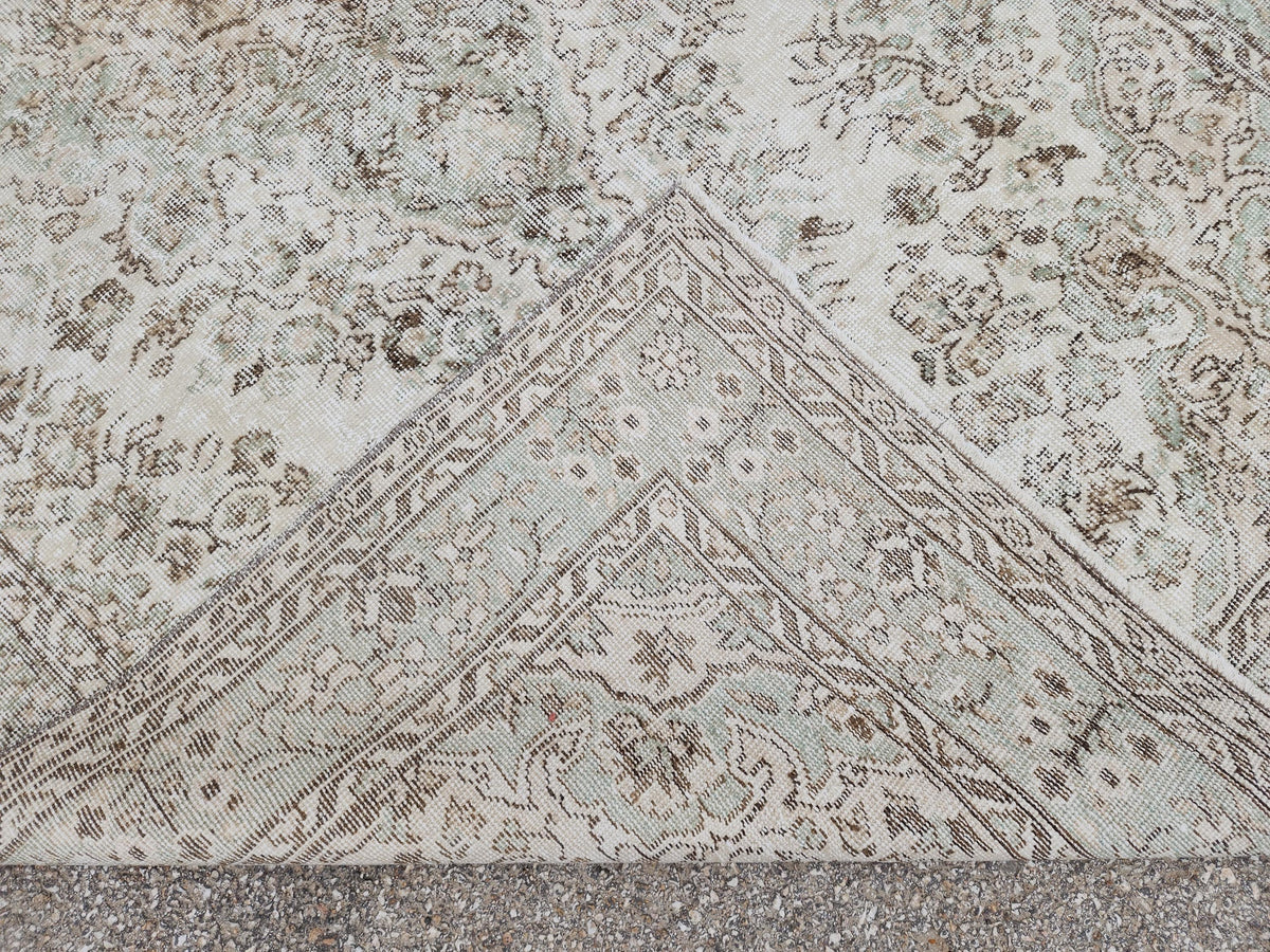 Hand Knotted Turkish Rug 6x10: Neutral Beige Wool Oushak Rug