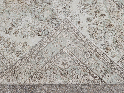 Hand Knotted Turkish Rug 6x10: Neutral Beige Wool Oushak Rug