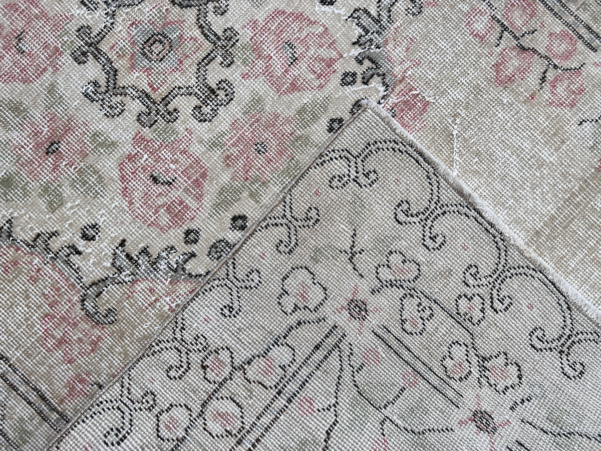Handwoven Turkish Oushak Rug: 50/50 Wool Cotton Blend