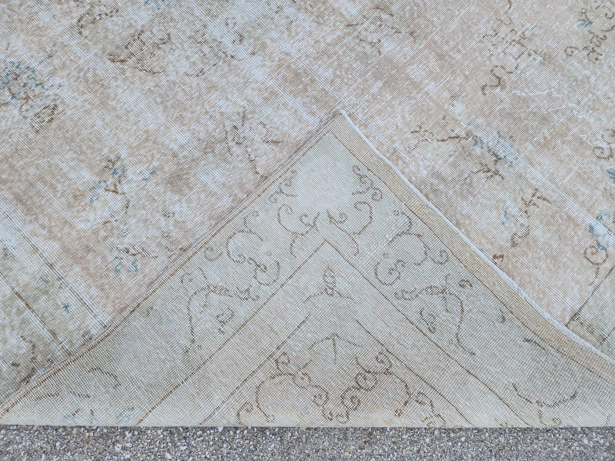 Beige Turkish Wool Rug 7x10: Handwoven Oushak Oriental Rug