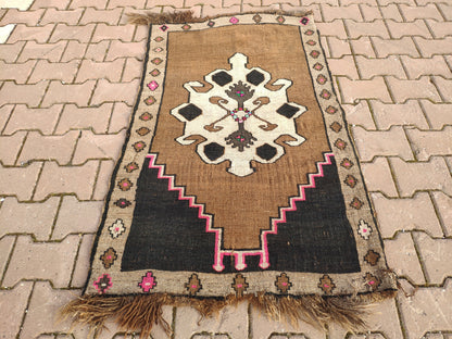 Handwoven Wool Kars Vintage Rug: Bohemian Brown Accent Rug (2.03x3.51)
