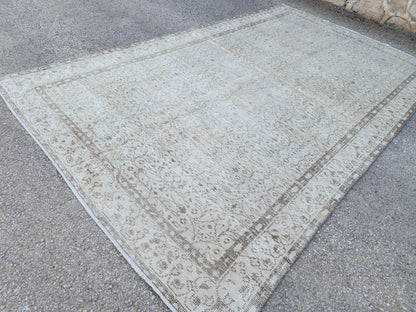 6x10 Turkish Rug: Living Room Decor, Beige and Brown