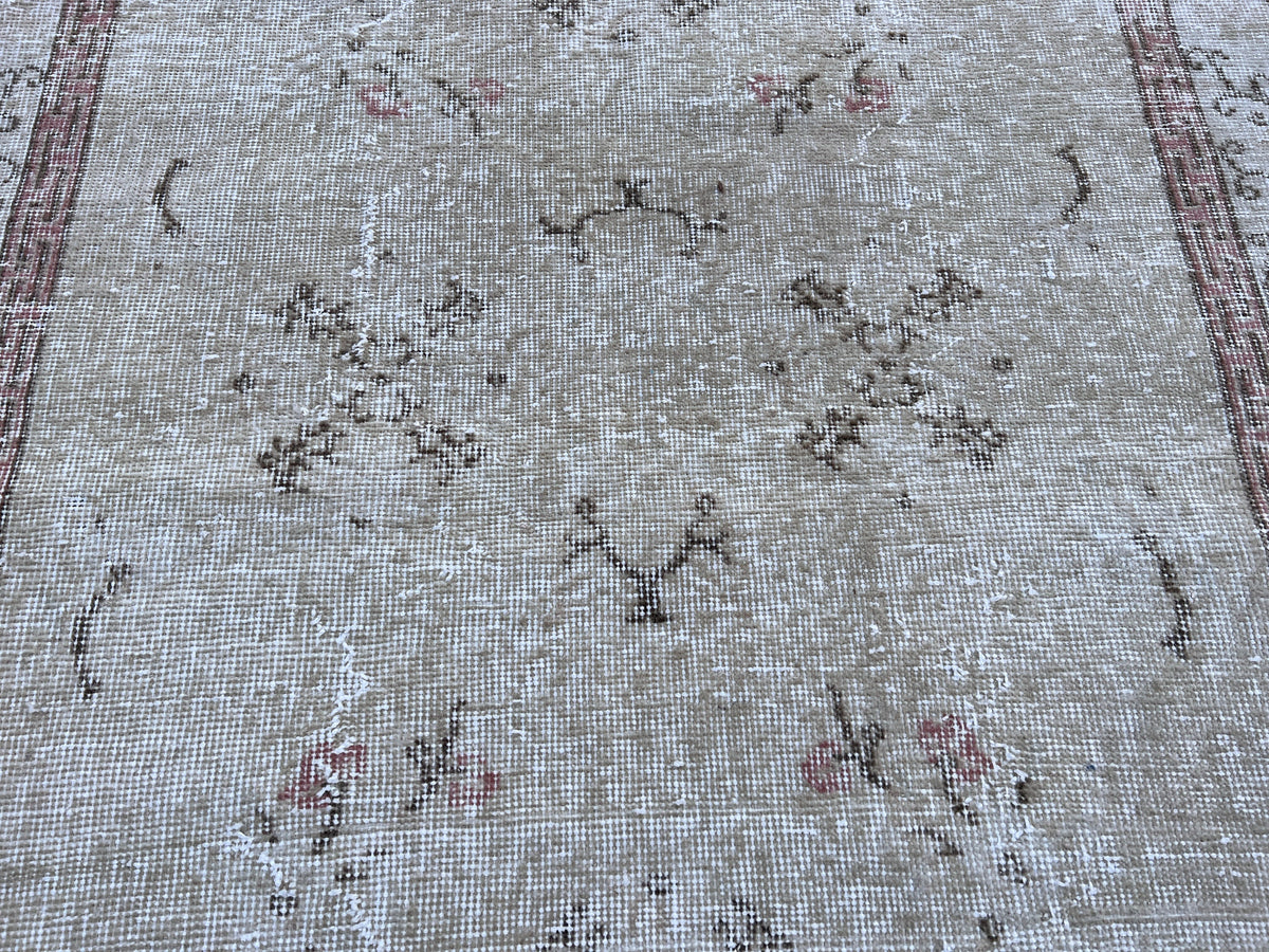 Handwoven Turkish Oushak Rug 4x7: Neutral Bohemian Wool Rug