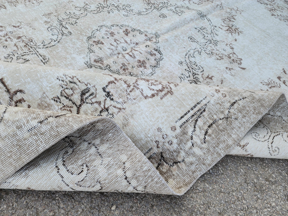 7x10 White Oushak Rug Hand‑Knotted Wool Area Rug Neutral Decor: Medallion Turkish Design