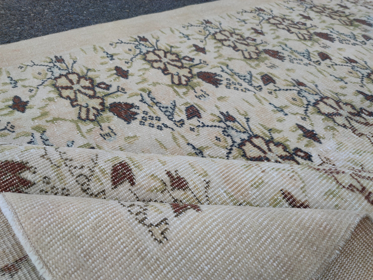 6x9 Handwoven Oushak Rug: Neutral Turkish Wool & Cotton