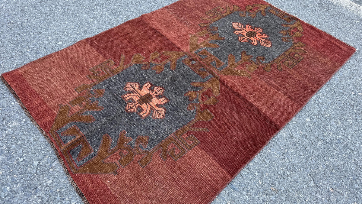 4x6 Small Decor Rug, Home Rustic Mini Decor, Up Cycled Wool
