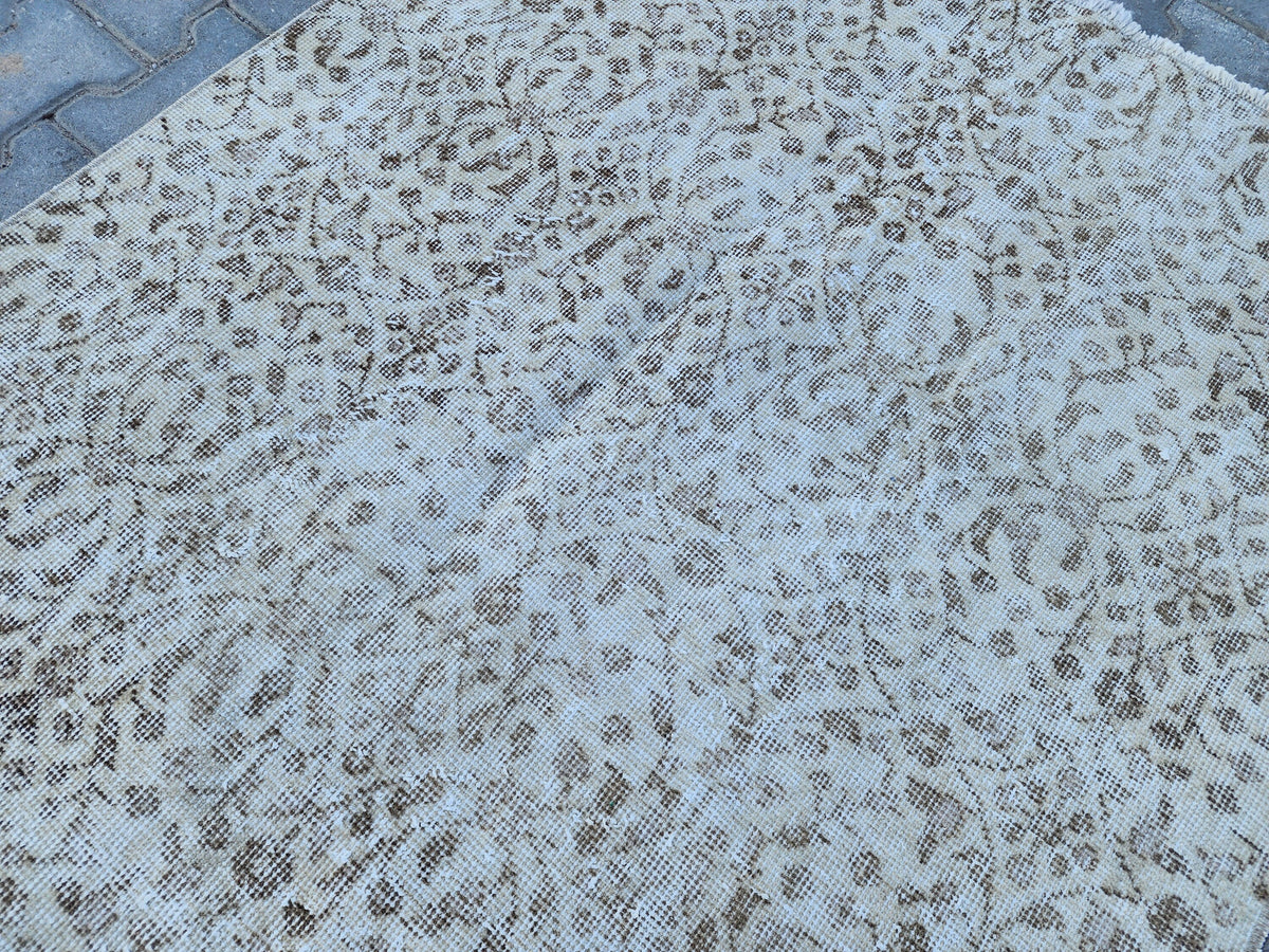 Handwoven Turkish Oushak Rug 3x6: Wool & Cotton Neutral Rug
