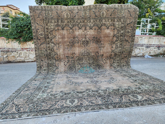 9x12 Vintage Brown Area Rug: Hand Knotted, Persian Medallion Design