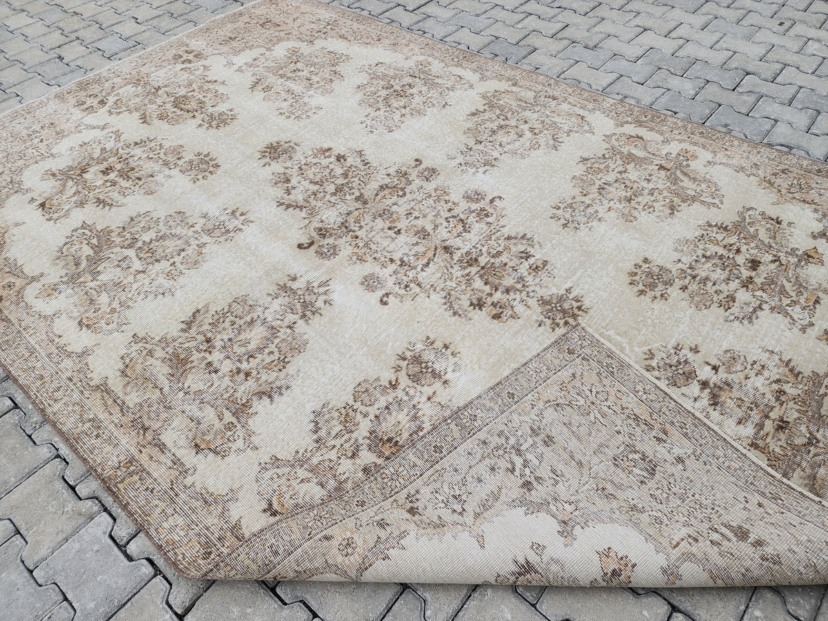 Vintage Turkish Isparta Rug 7x10: Cream & Gray Neutral Rug