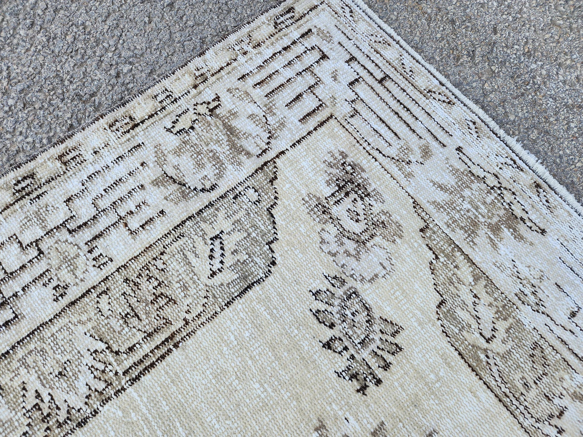 5x9 Neutral Area Wool Rug: Rustic Decor, Turkish Oushak, Beige and Brown