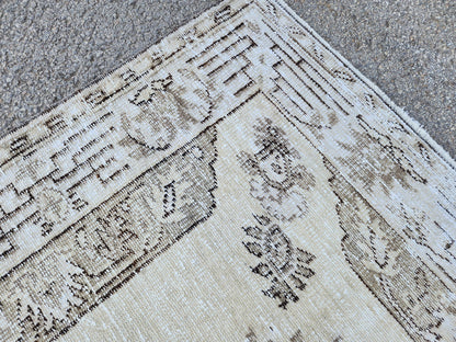 5x9 Neutral Area Wool Rug: Rustic Decor, Turkish Oushak, Beige and Brown
