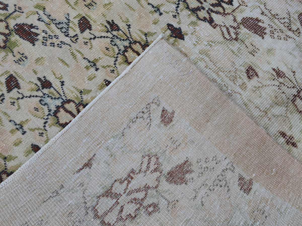 6x9 Handwoven Oushak Rug: Neutral Turkish Wool & Cotton