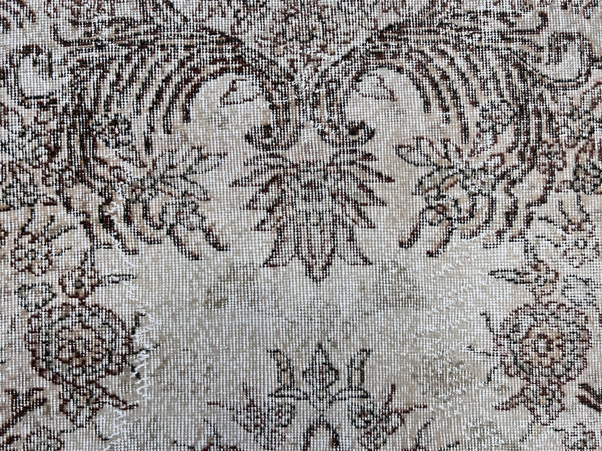 Handwoven Turkish Oushak Rug: 4x7 Wool Cotton Blend