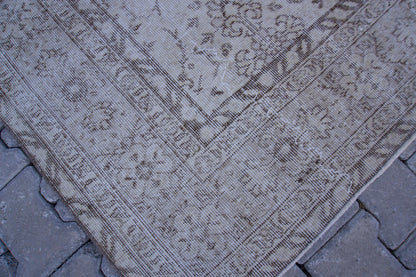 Handmade Turkish Isparta Rug: 7x10 Beige Oriental Area Rug