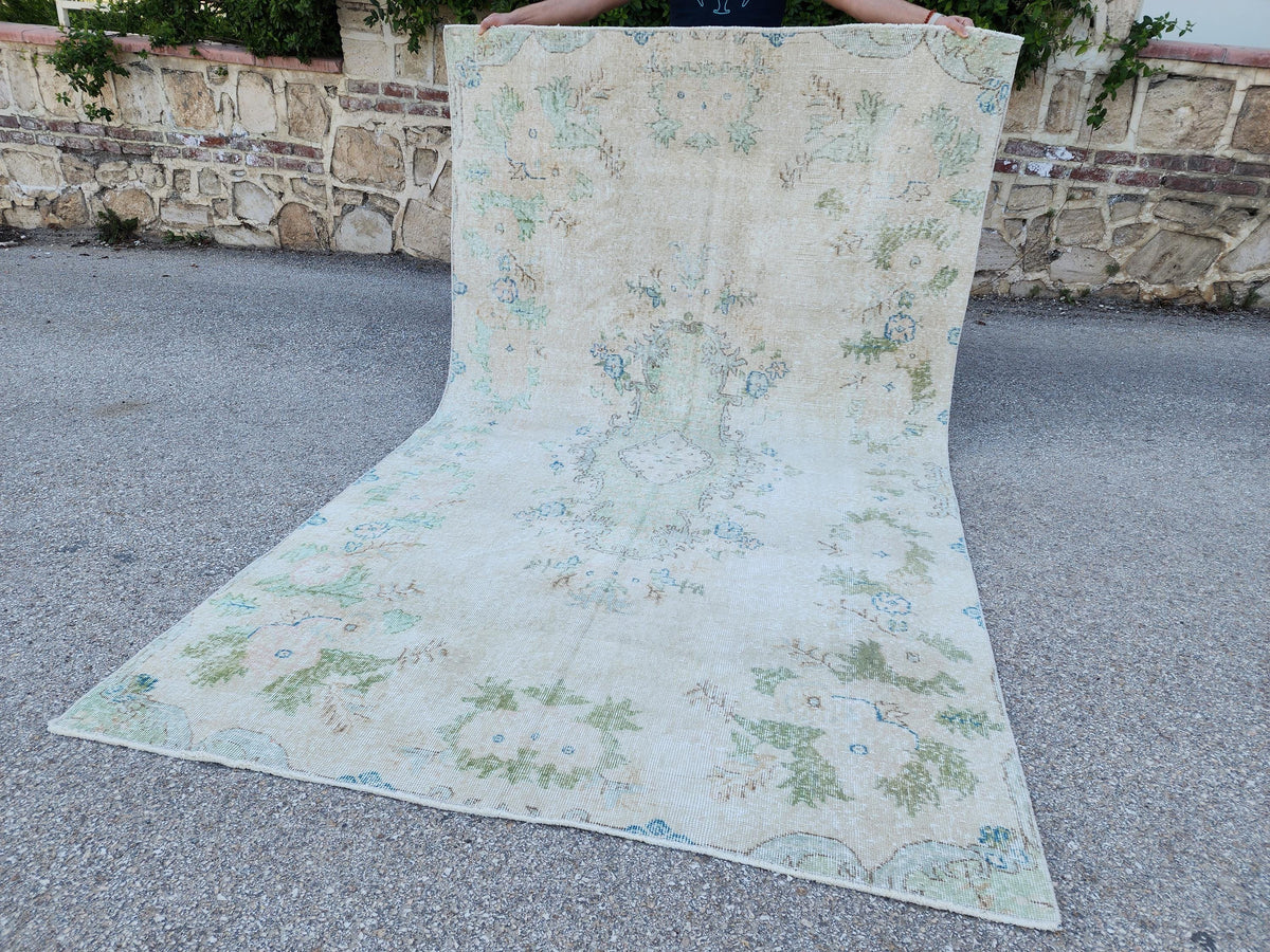 Neutral Oushak Rug 5x9: Hand-Knotted Wool Turkish Rug