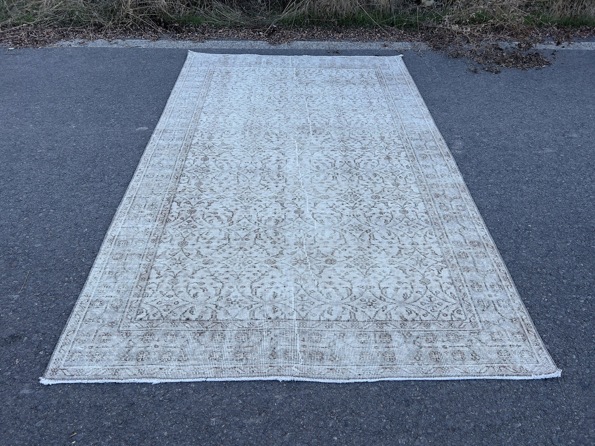 5x8 Handwoven Wool Turkish Rug: Neutral Oushak Area Rug
