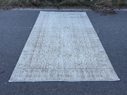 5x8 Handwoven Wool Turkish Rug: Neutral Oushak Area Rug