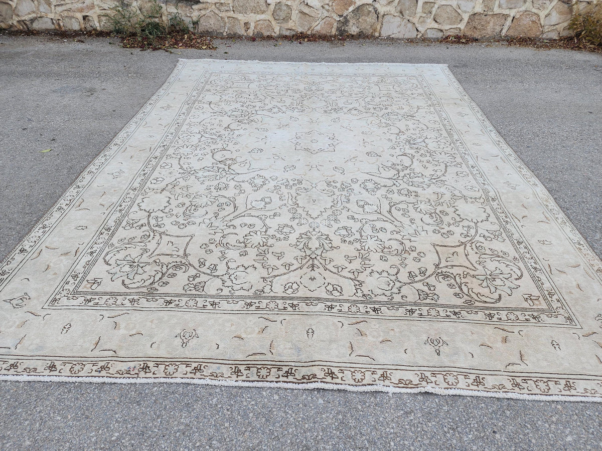 9x13 Neutral Rustic Wool Rug, Beige Soft Green Living Room Decor