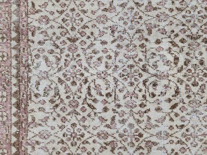 Handmade Oushak Wool Rug 7x10: Vintage Turkish Beige Carpet