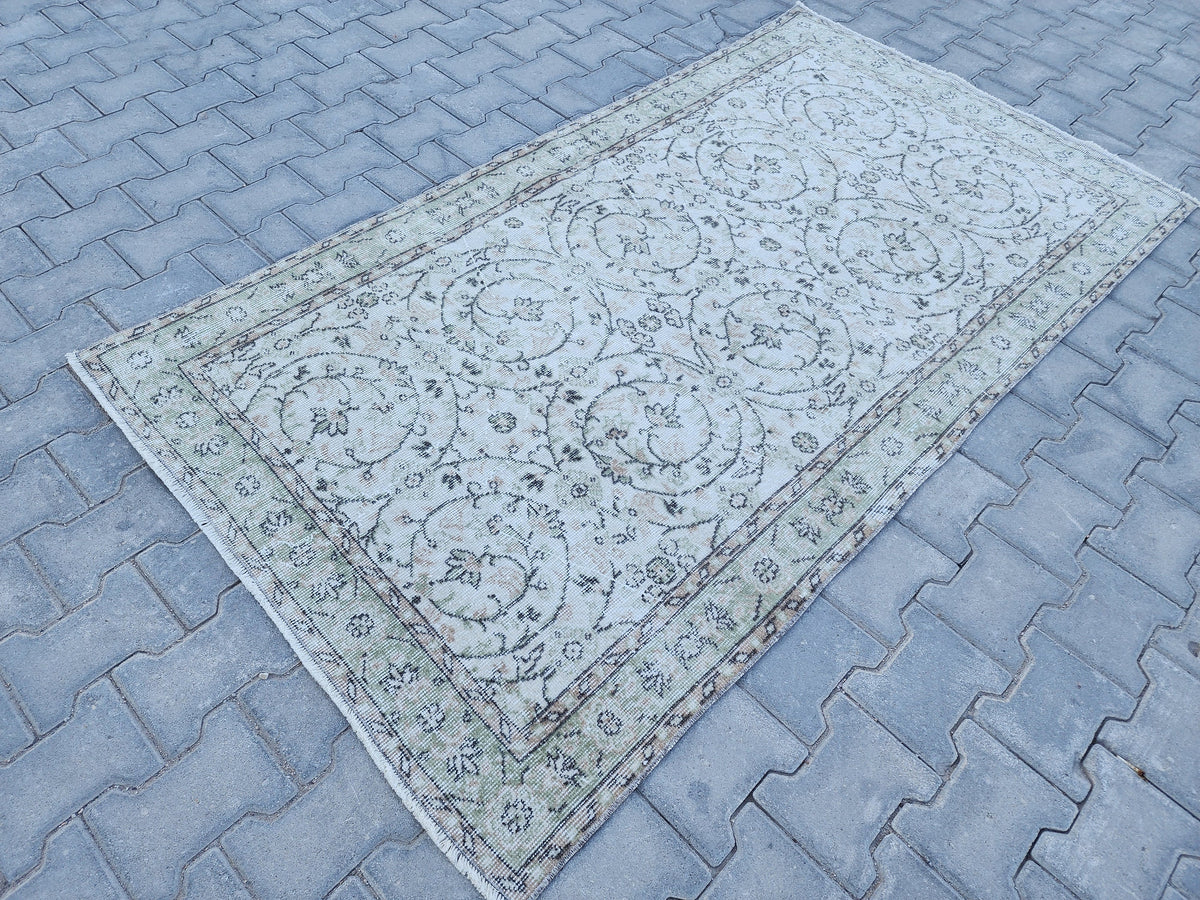 Handwoven Turkish Oushak Rug 4x7: Wool & Cotton Blend