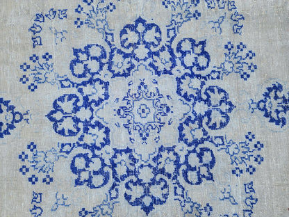 Vintage Oushak Rug 8x11: Blue Medallion Turkish Hand-Knotted Wool Area Rug