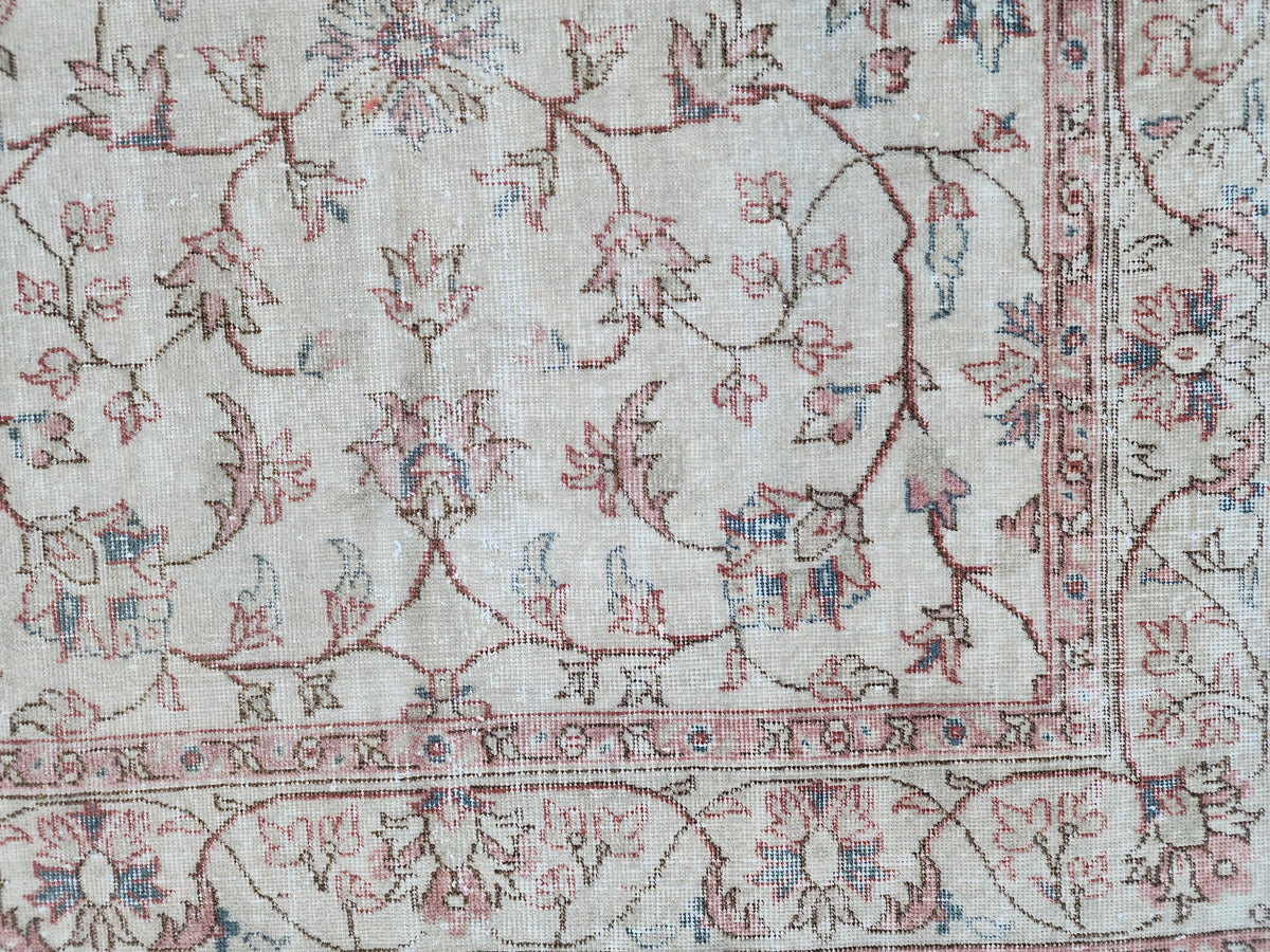Handwoven Oushak Wool Rug 5×8 Neutral Beige Turkish Area Rug
