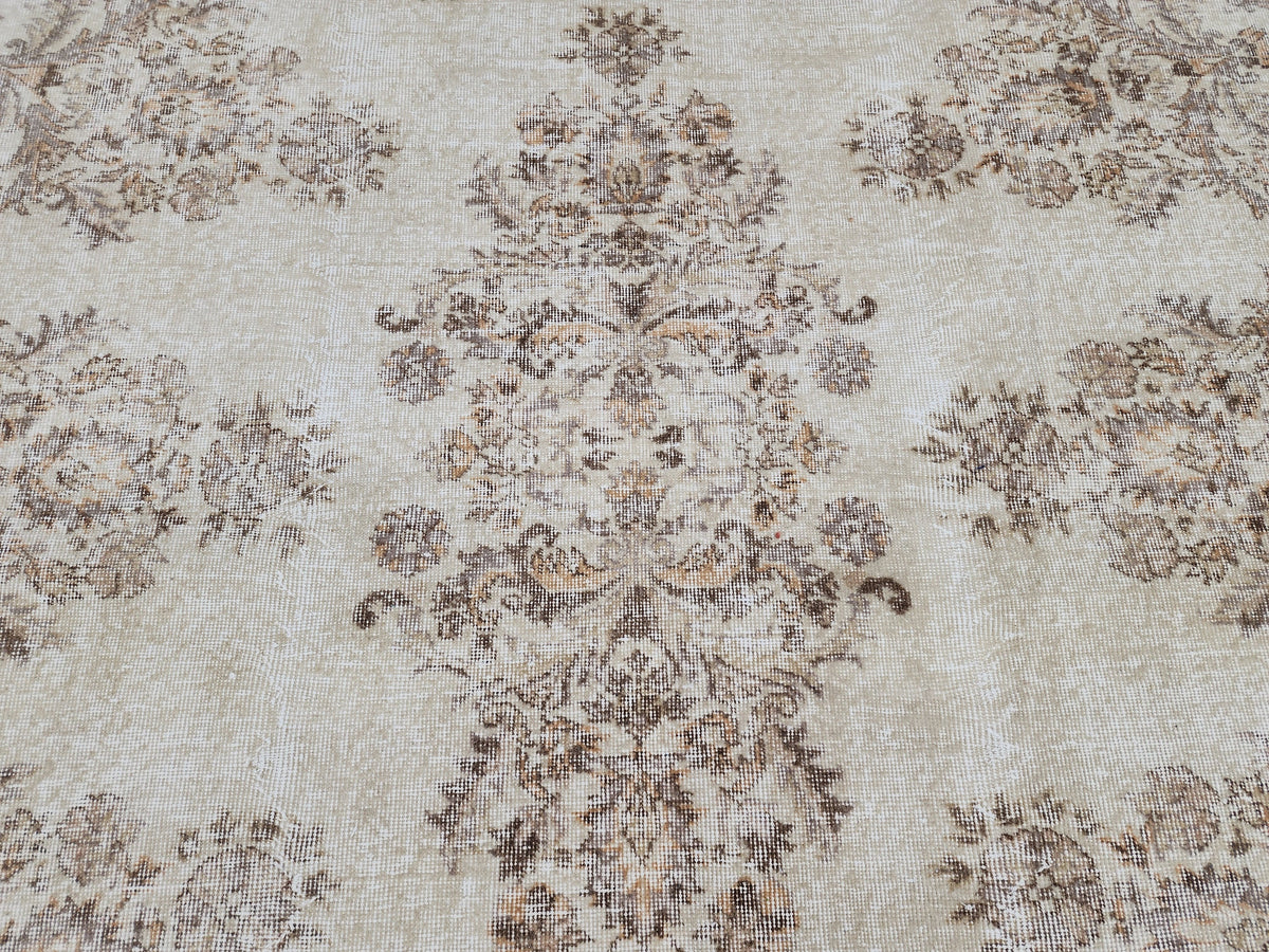 Vintage Turkish Isparta Rug 7x10: Cream & Gray Neutral Rug
