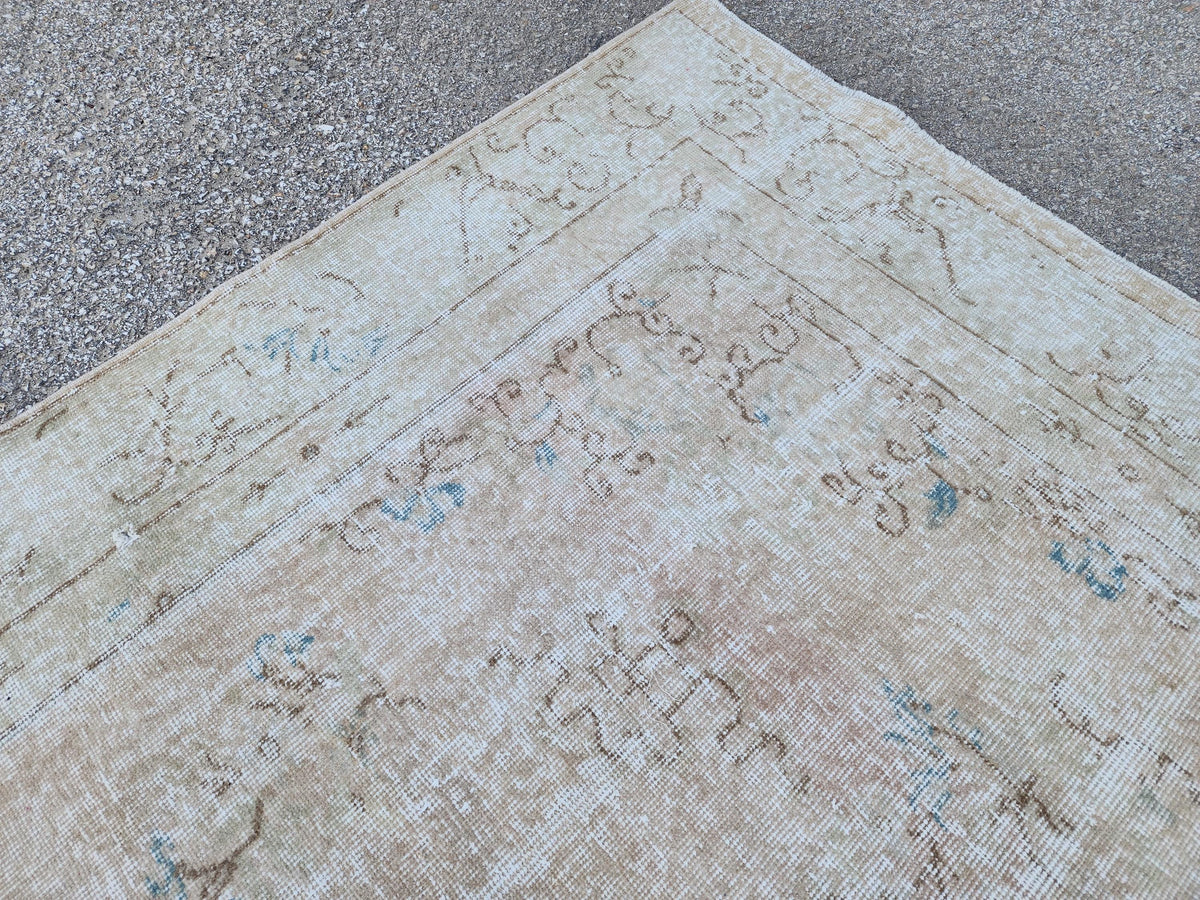 Beige Turkish Wool Rug 7x10: Handwoven Oushak Oriental Rug