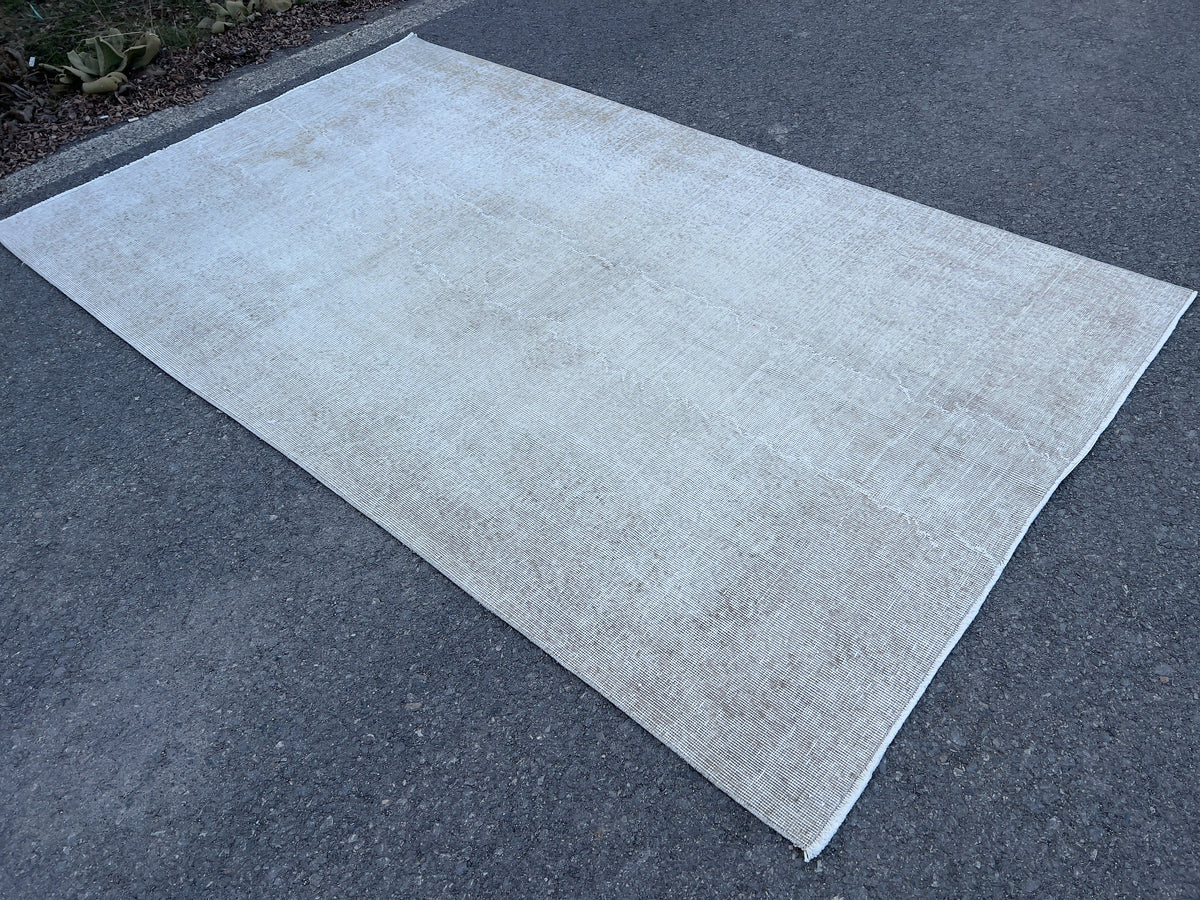 Handwoven Turkish Oushak Rug 5x8: Wool & Cotton Blend