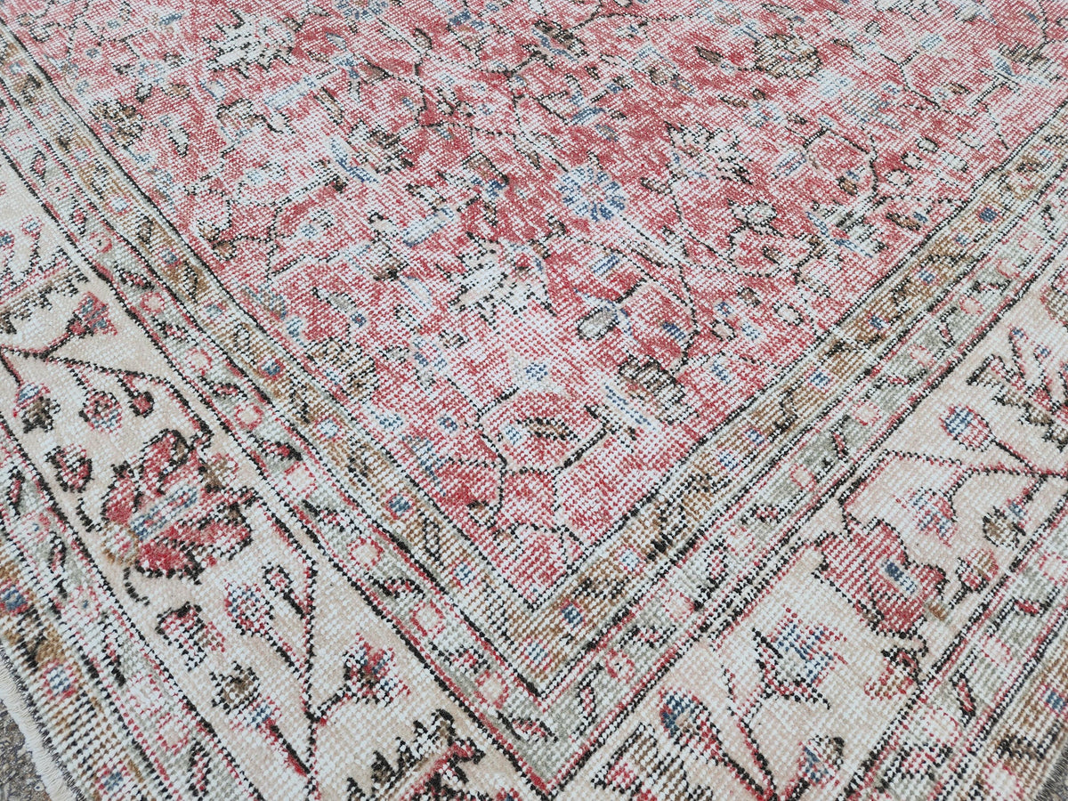 Vintage Oushak Rug 7x10: Handwoven Turkish Wool, Faded Red Farmhouse Style
