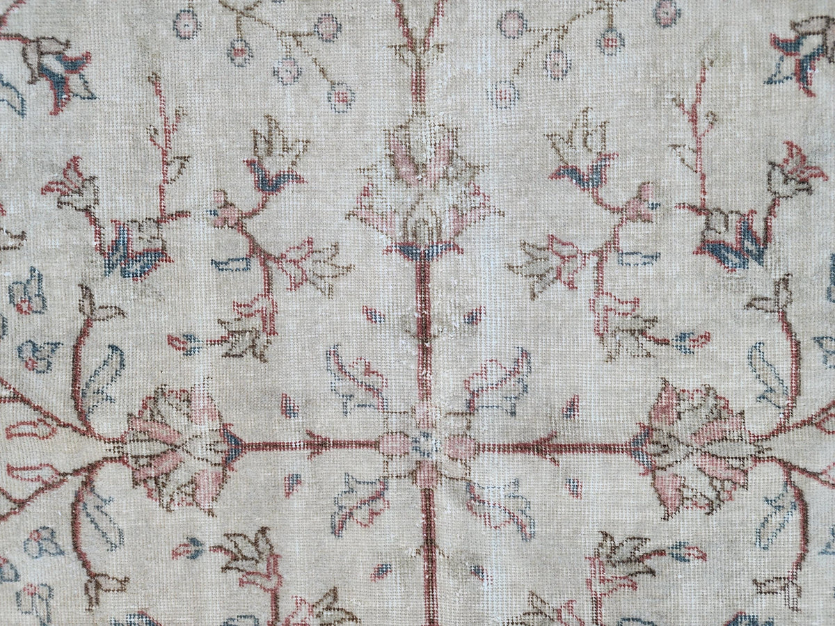 Handwoven Oushak Wool Rug 5×8 Neutral Beige Turkish Area Rug