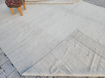 Hand Knotted Turkish Kilim Rug 8x12: Neutral Wool, Rustic Decor