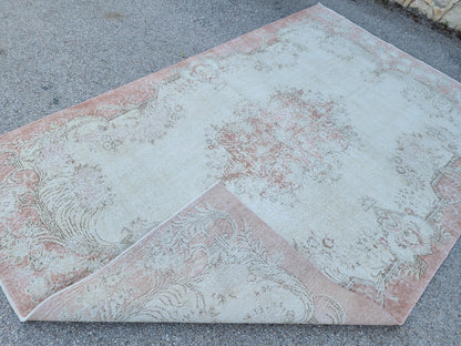 Vintage Turkish Oushak Rug 7x10: Hand-Knotted Wool, Distressed Beige