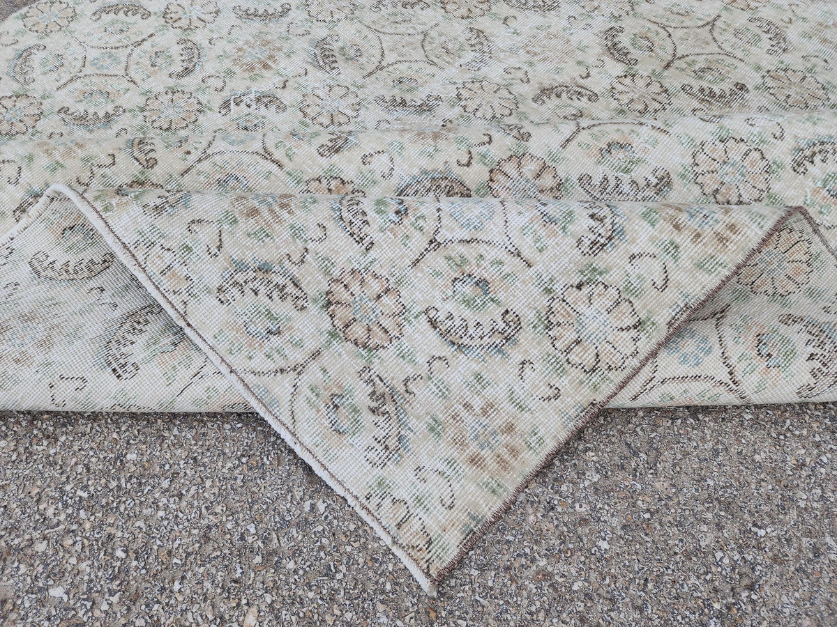 7x9 Turkish Area Rug, Bohemian Rustic Decor, Neutral Geometric Design