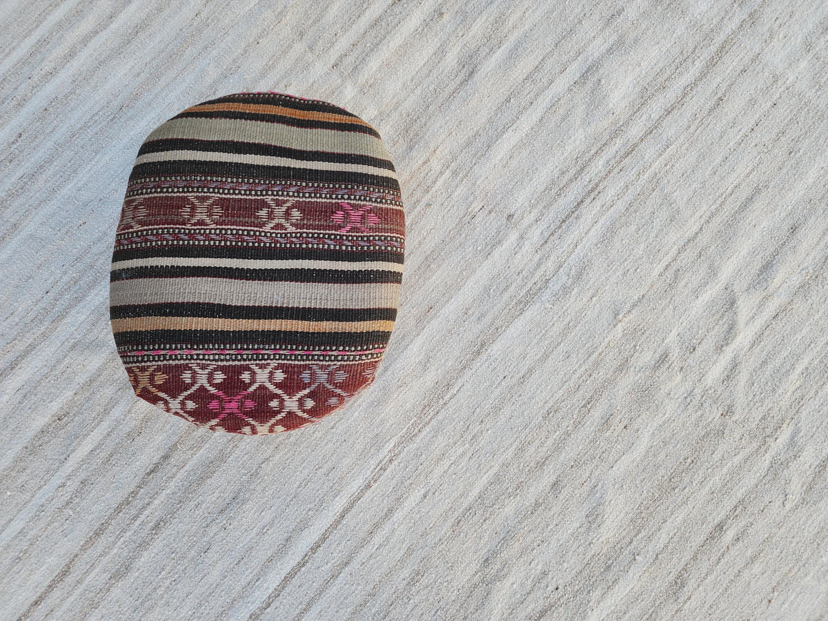 Handwoven Turkish Kilim Rug 8x11: Neutral Wool, Rustic Decor
