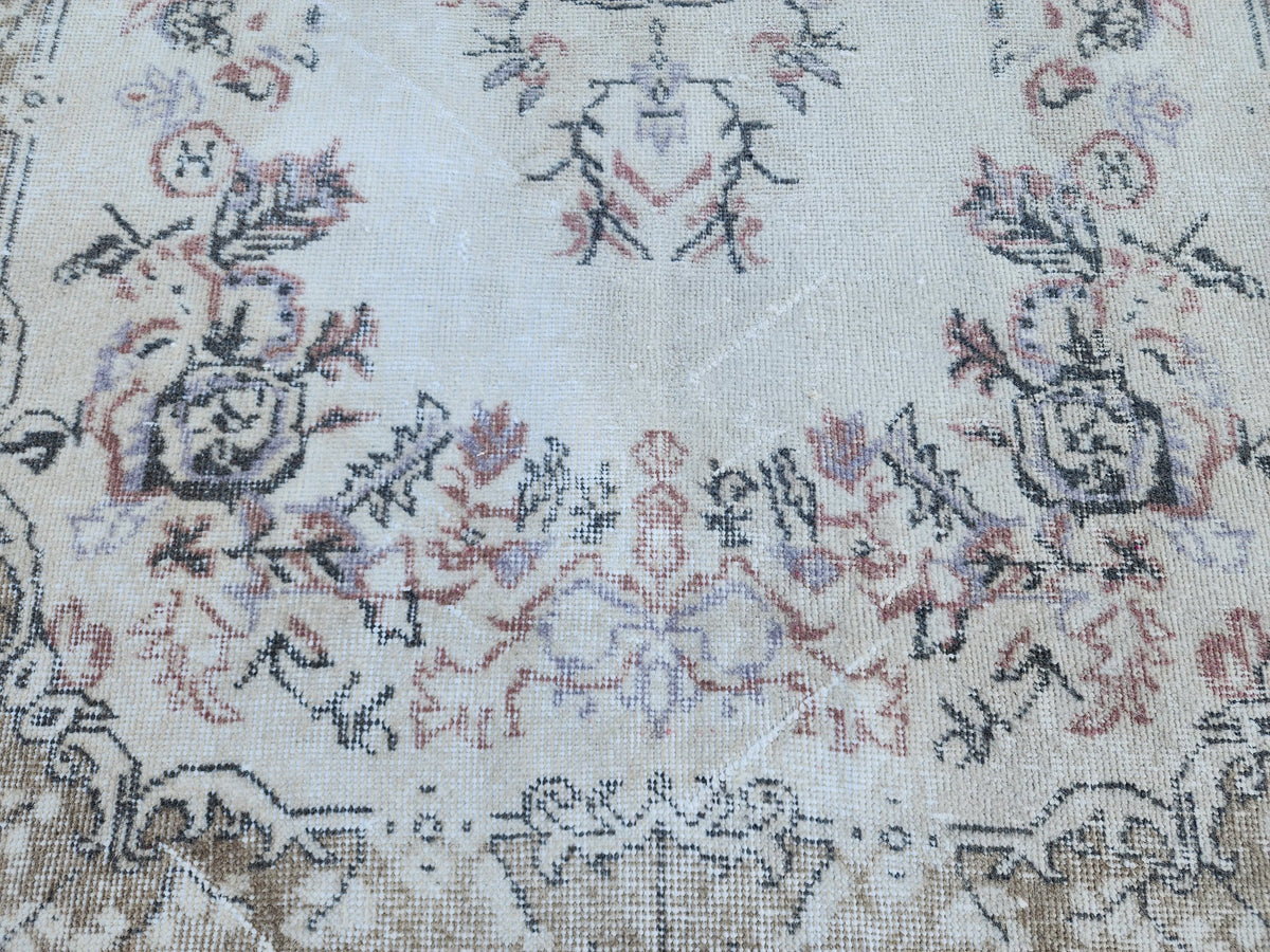 Handwoven Turkish Oushak Rug 3x6: Wool & Cotton Medallion Design