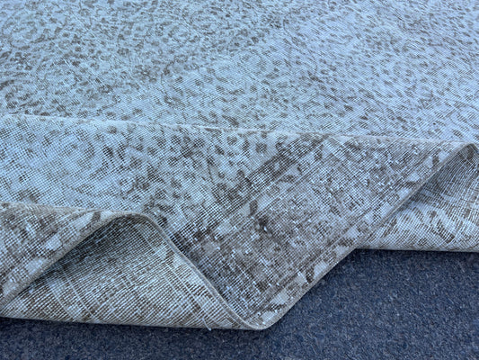 Vintage 6x9 Oushak Rug: Beige Wool, Turkish Home Decor