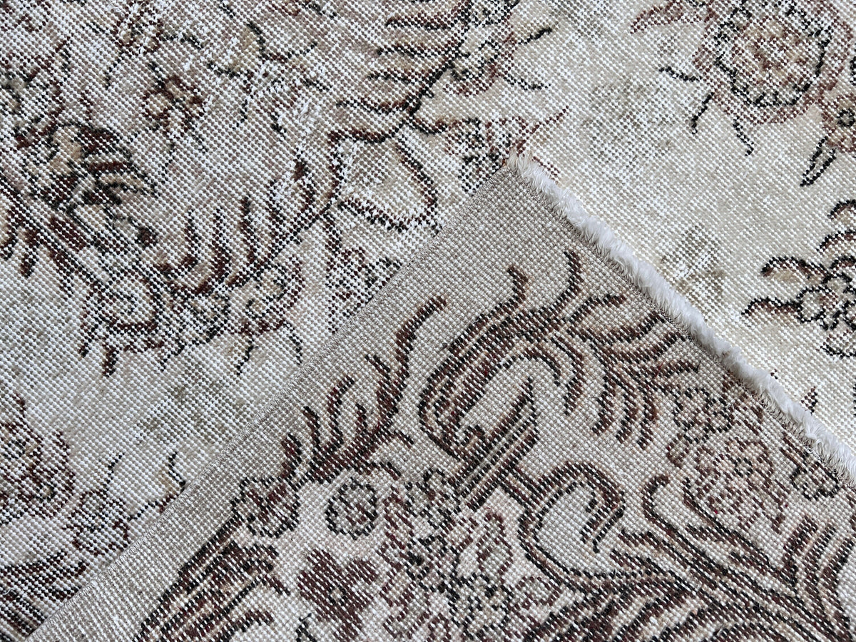 Handwoven Turkish Oushak Rug: 4x7 Wool Cotton Blend