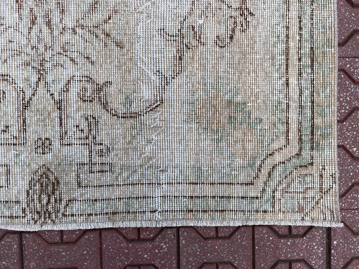 Handwoven Turkish Oushak Rug 4x7: Wool & Cotton Anatolian Carpet