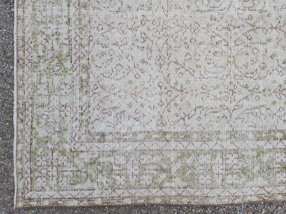 Handmade Wool Oushak Rug 7x10: Turkish Neutral Area Rug
