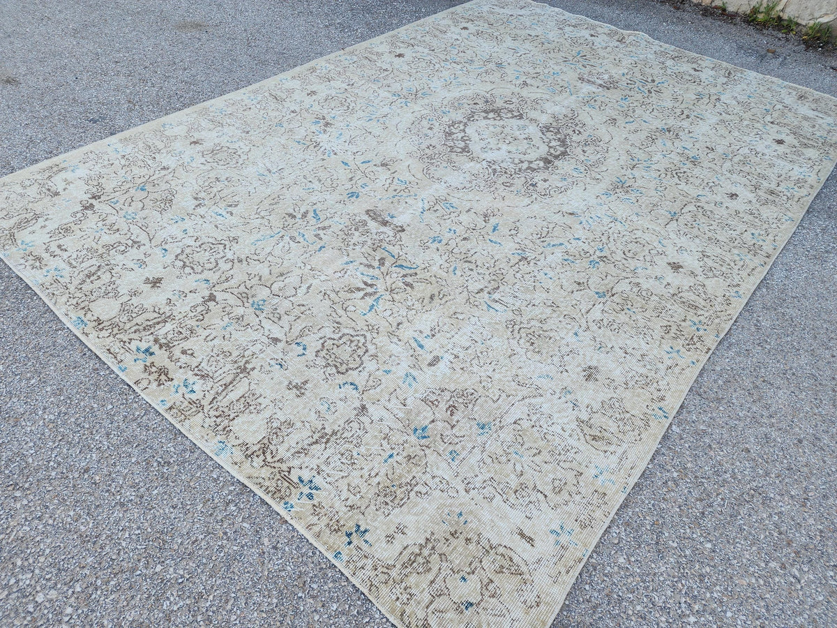7x10 Oushak Rug: Handwoven Turkish Wool, Neutral Farmhouse Style