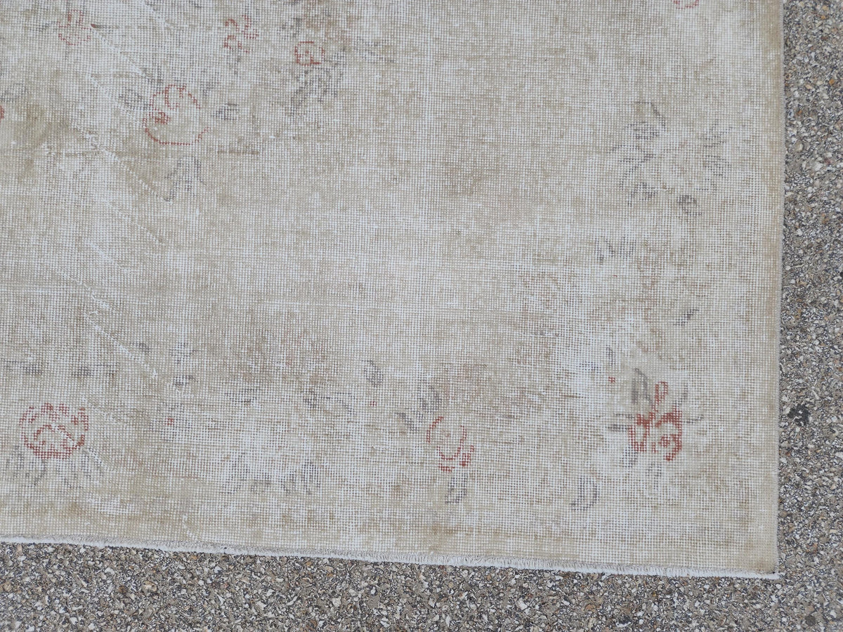 6x10 Turkish Wool Rug: Handwoven Floral Beige Oushak Rug