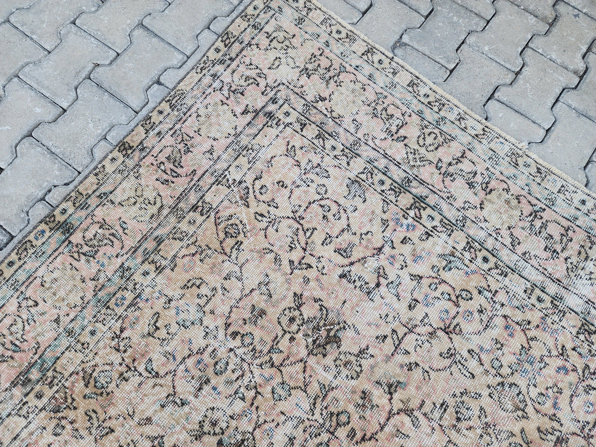 7x10 Vintage Turkish Rug: Beige and Pink Oriental Oushak Rug