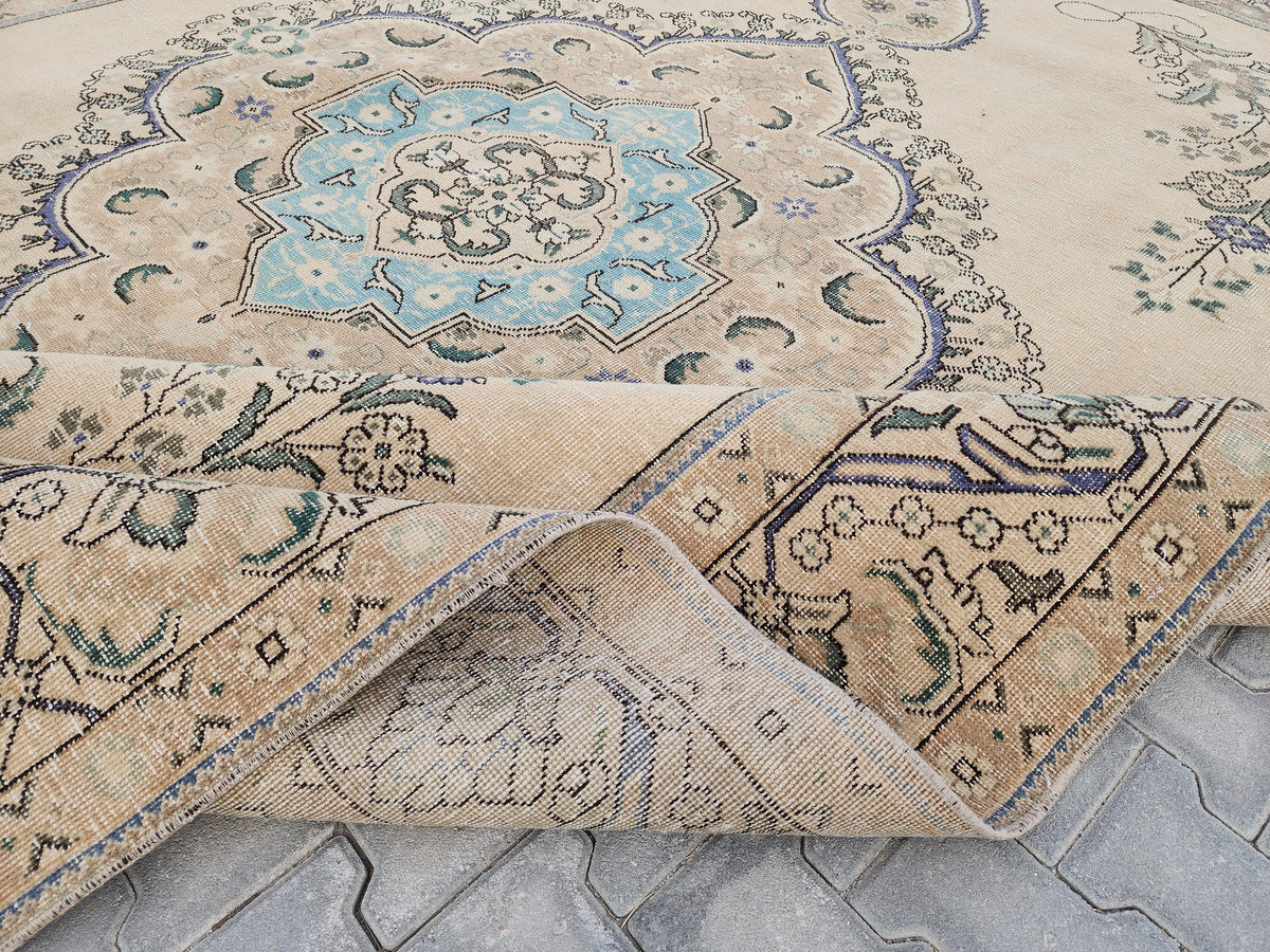 Vintage Oushak Rug 9x12: Hand-Knotted Turkish Wool Area Rug