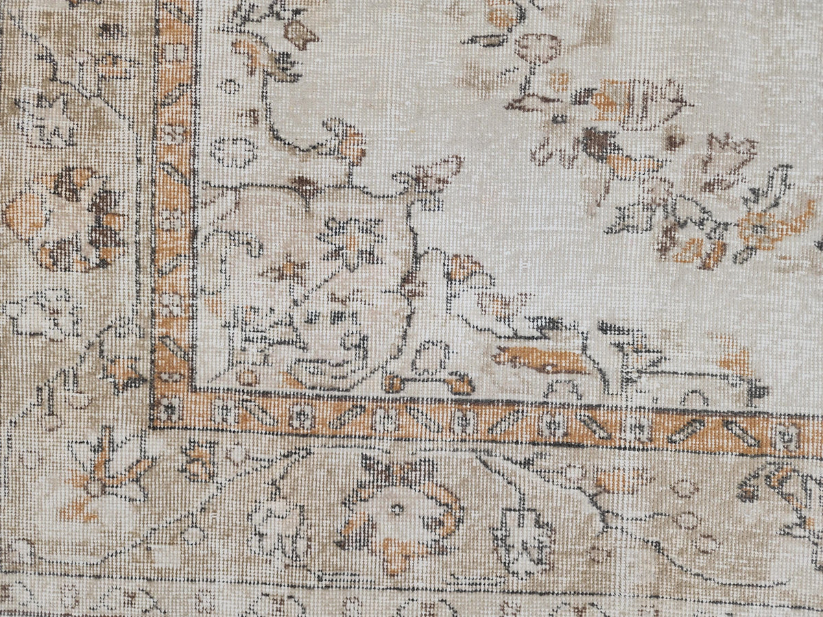 6x9 Vintage Oushak Rug: Handwoven Turkish Wool Medallion Rug