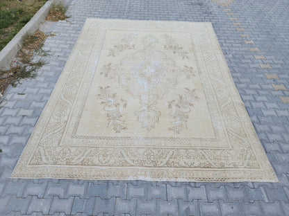 Vintage Oushak Rug 9x12: Beige & Gray Hand-Knotted Turkish Rug