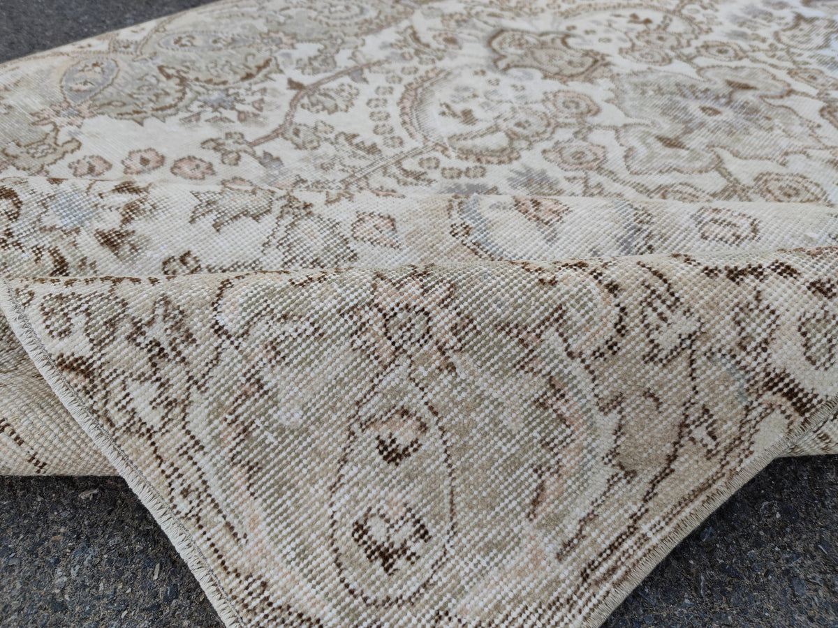 Handwoven Turkish Oushak Rug 5x8: Neutral Boho Decor