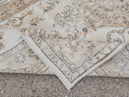 6x9 Vintage Oushak Rug: Handwoven Turkish Wool Medallion Rug