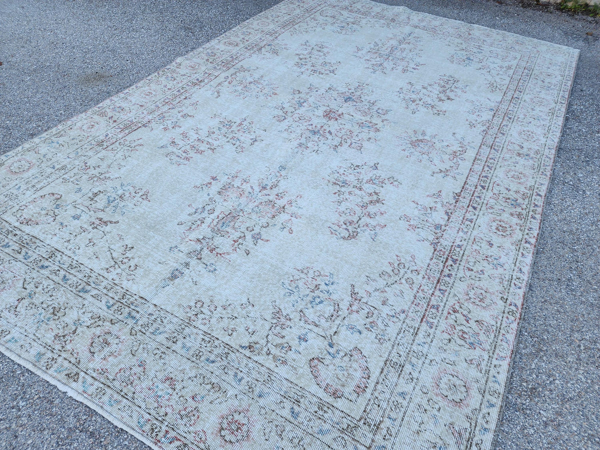 Hand Knotted Oushak Rug 6x10: Turkish Wool Neutral Area Rug